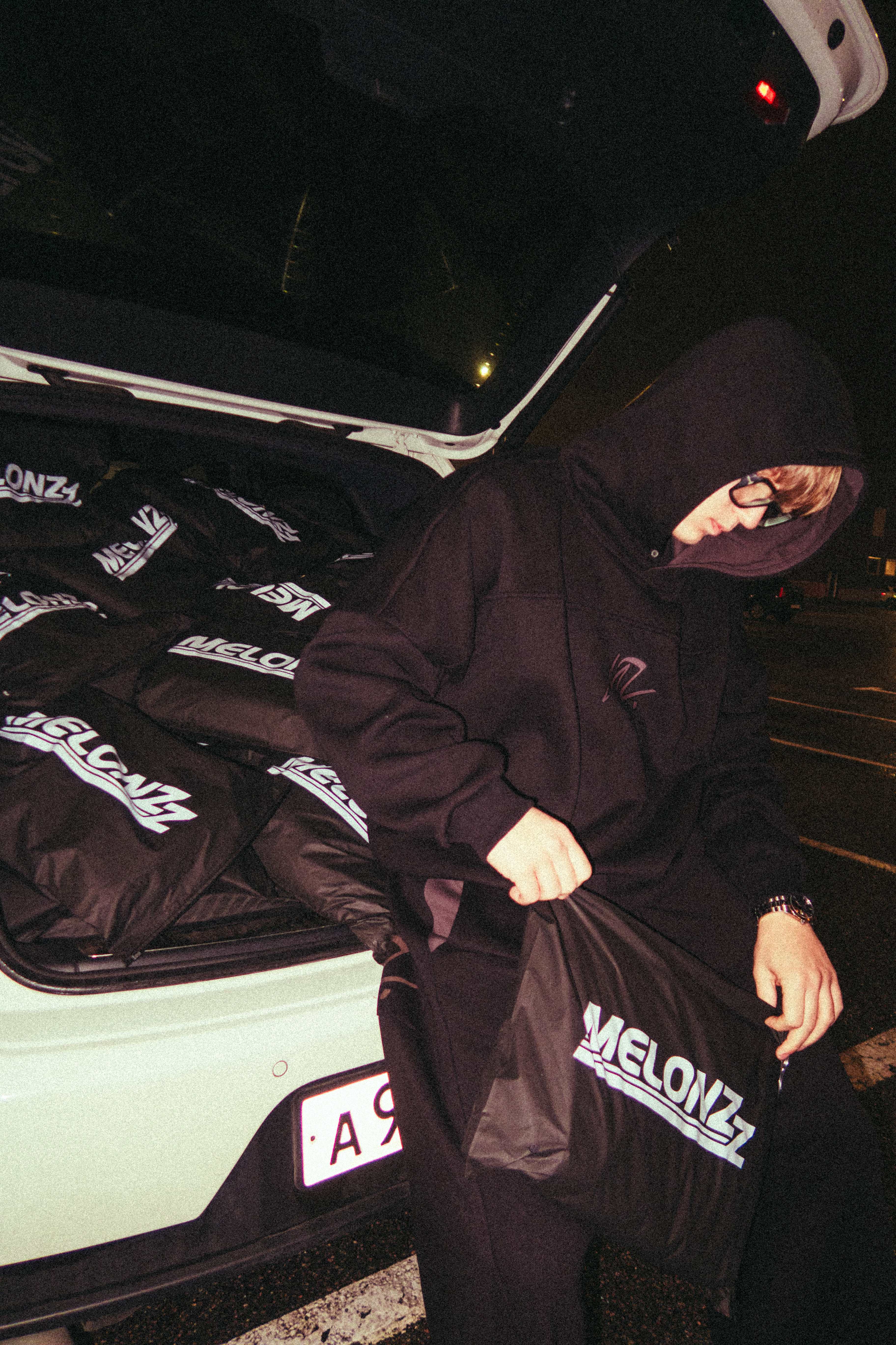 MELONZZ All Black Set - Night Lifestyle